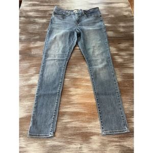 LEVI 311 Women’s SHAPING SKINNY JEANS Size 31 (31x32)
